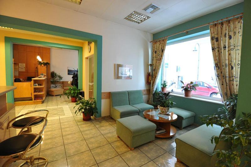 Hotel Avra Wolos Zewnętrze zdjęcie